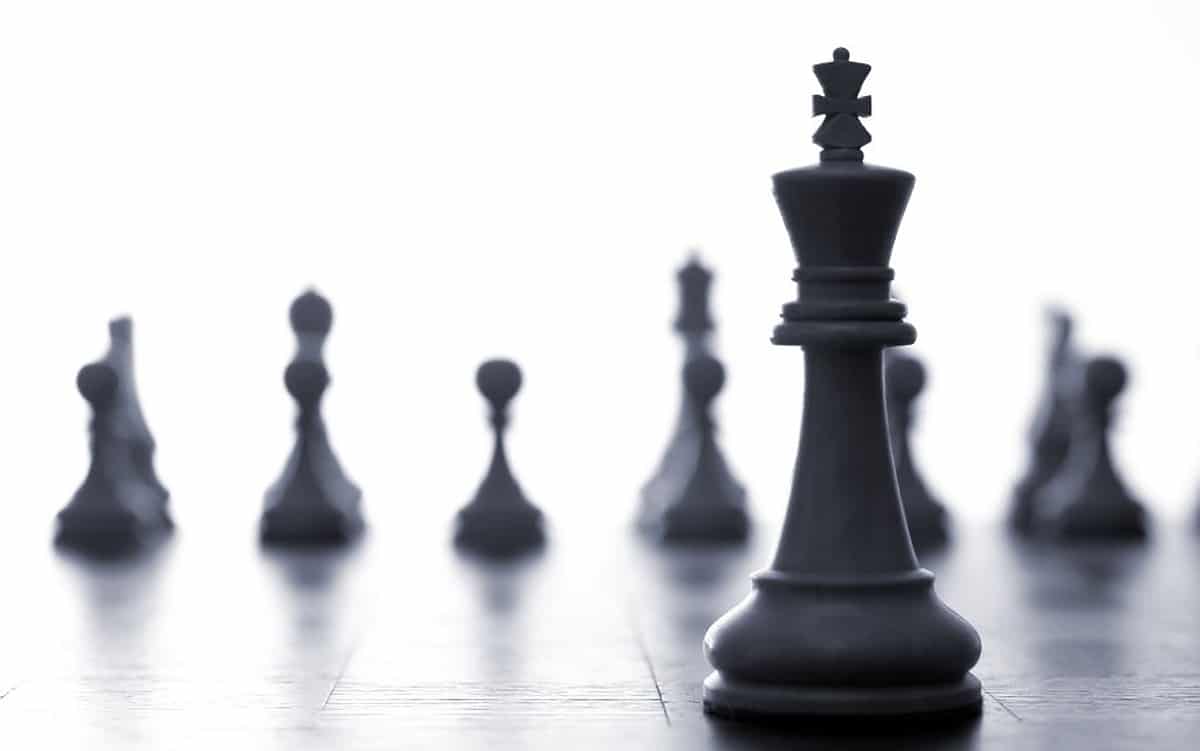 Strategic Thinking for Team Members chess queen game