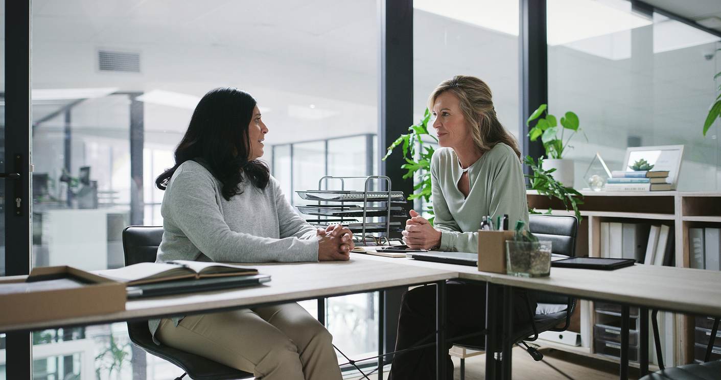 Business colleagues having a conversation