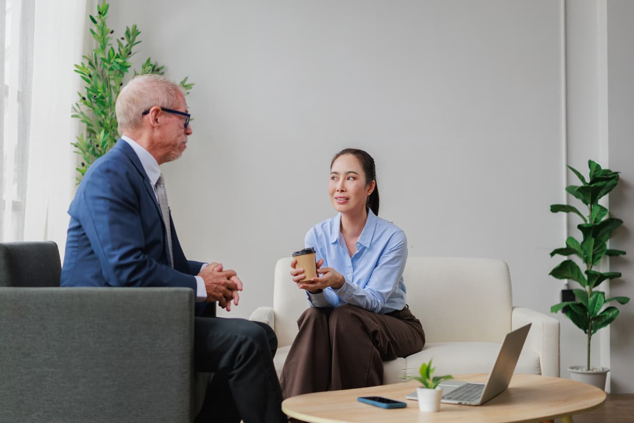 executive coach mentoring business leader one on one